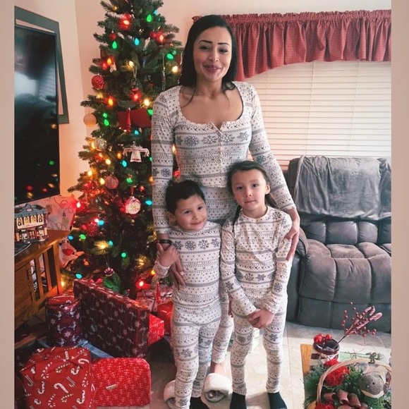 🫶🏽POSHMARK GOLD ✨ AMBASSADOR JUSTICE.🫶🏽 - Picture 11 of 12